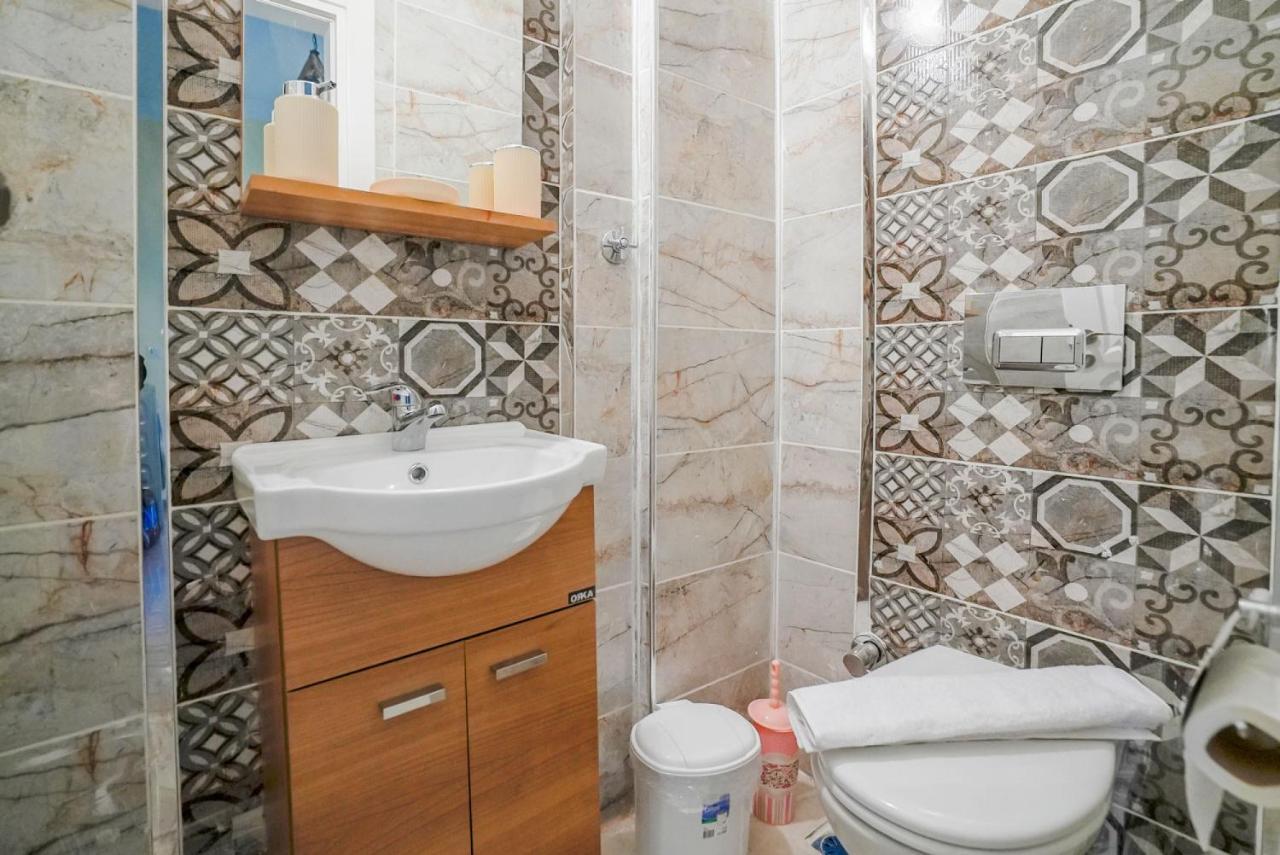 Central And Comfy Flat With Balcony In Muratpasa Antalya Exterior photo